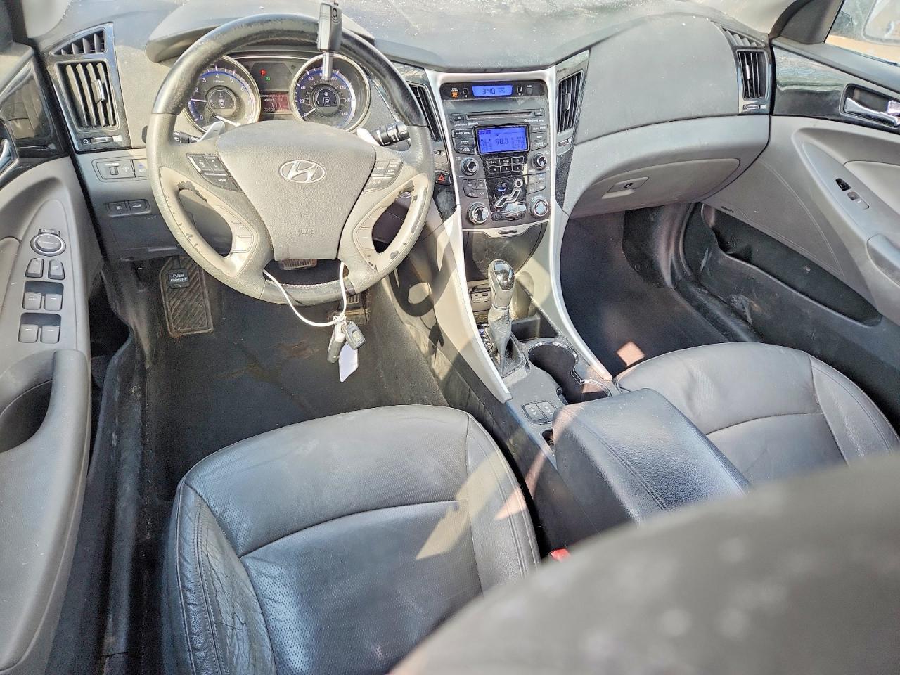 2012 HYUNDAI SONATA