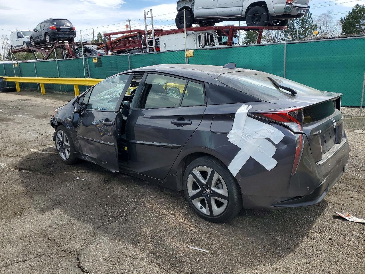 2017 TOYOTA PRIUS