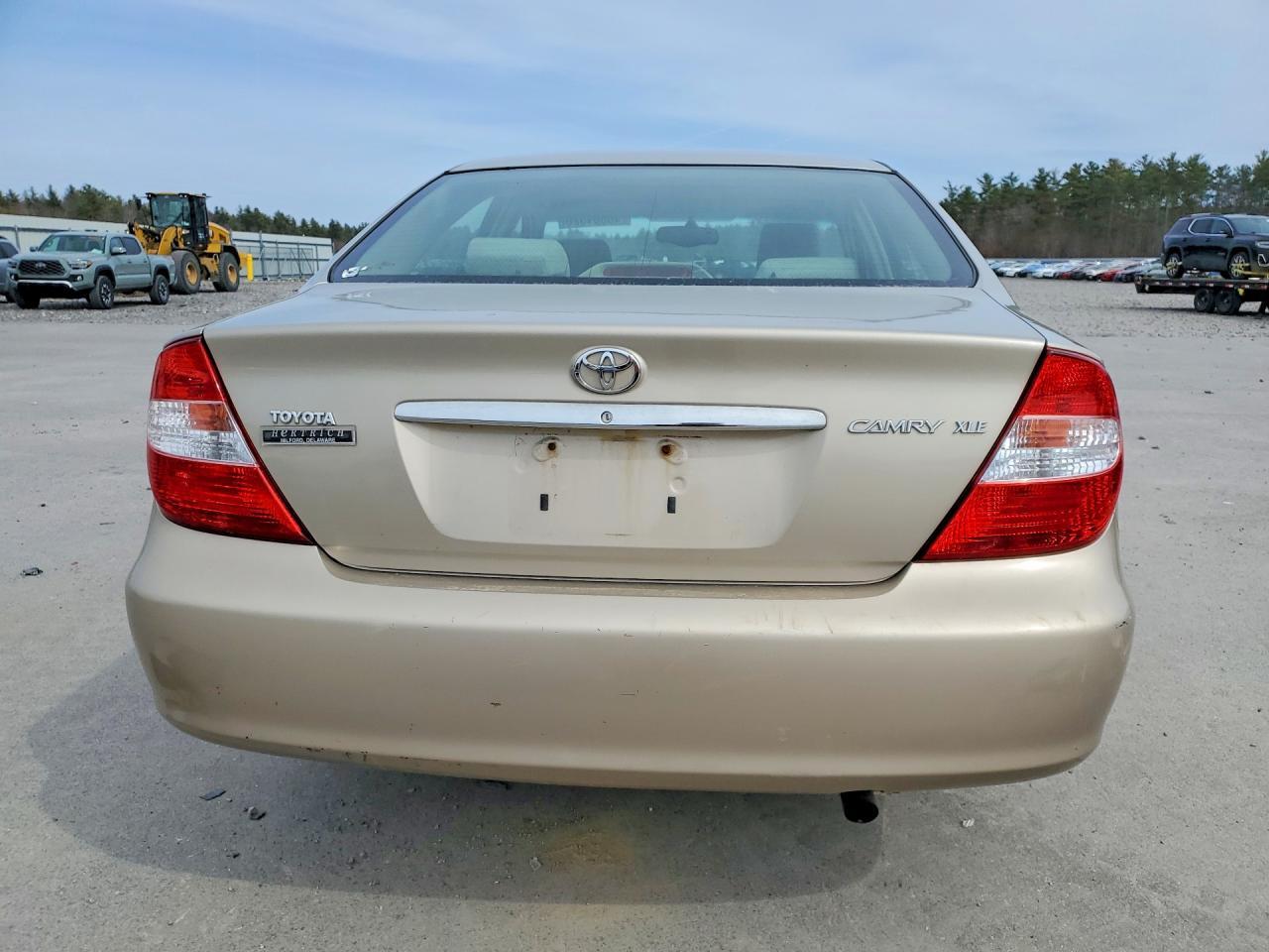 2004 TOYOTA CAMRY