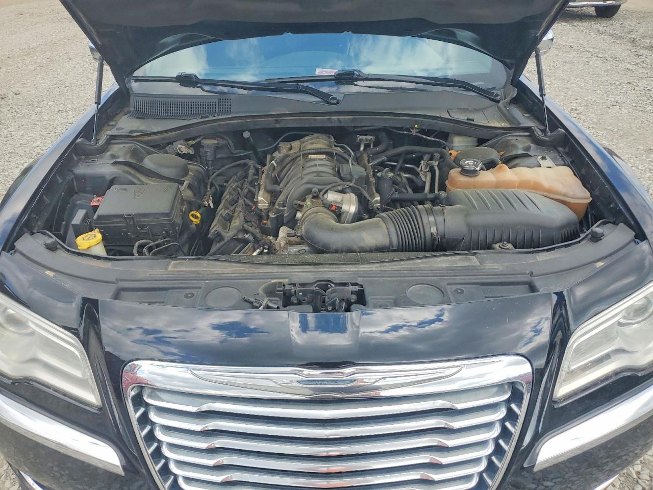 2011 CHRYSLER 300