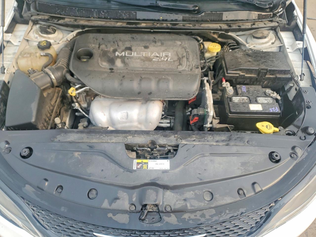 2015 CHRYSLER 200