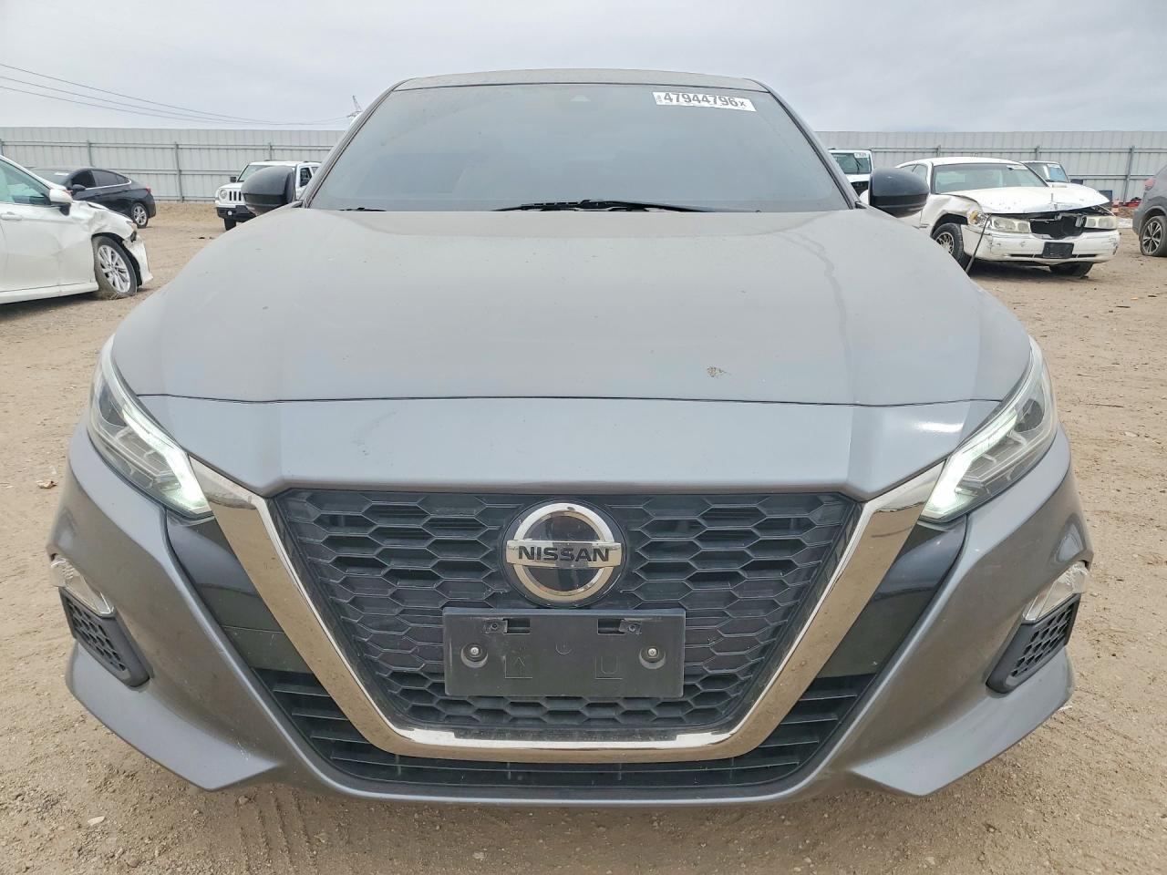 2021 NISSAN ALTIMA