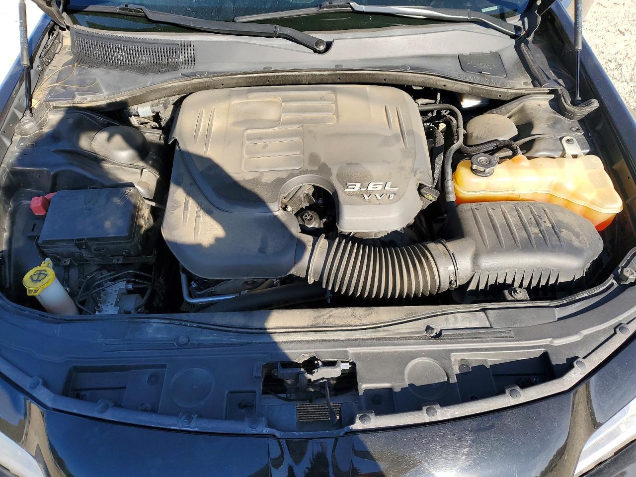 2019 CHRYSLER 300