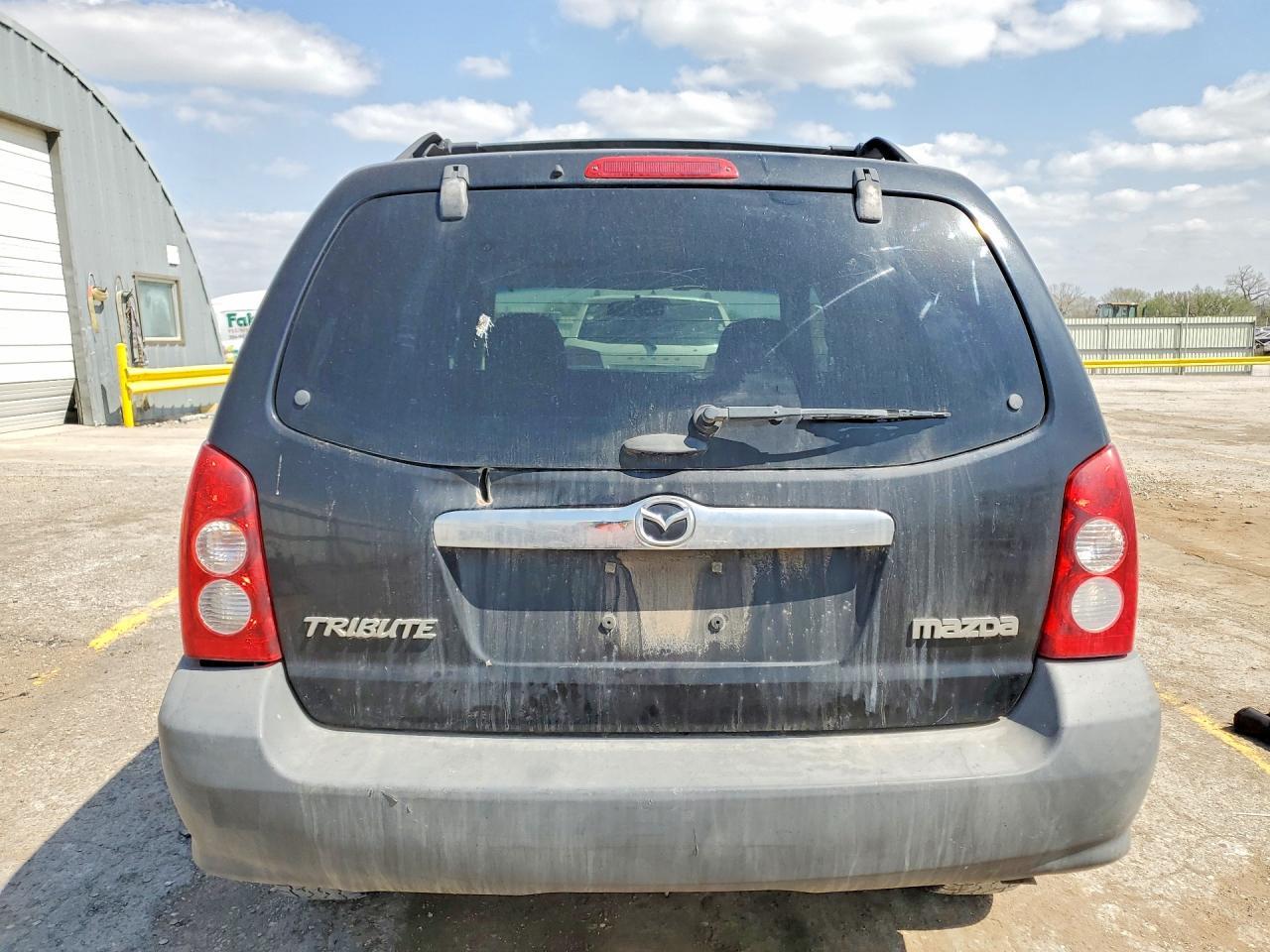 2005 MAZDA Tribute