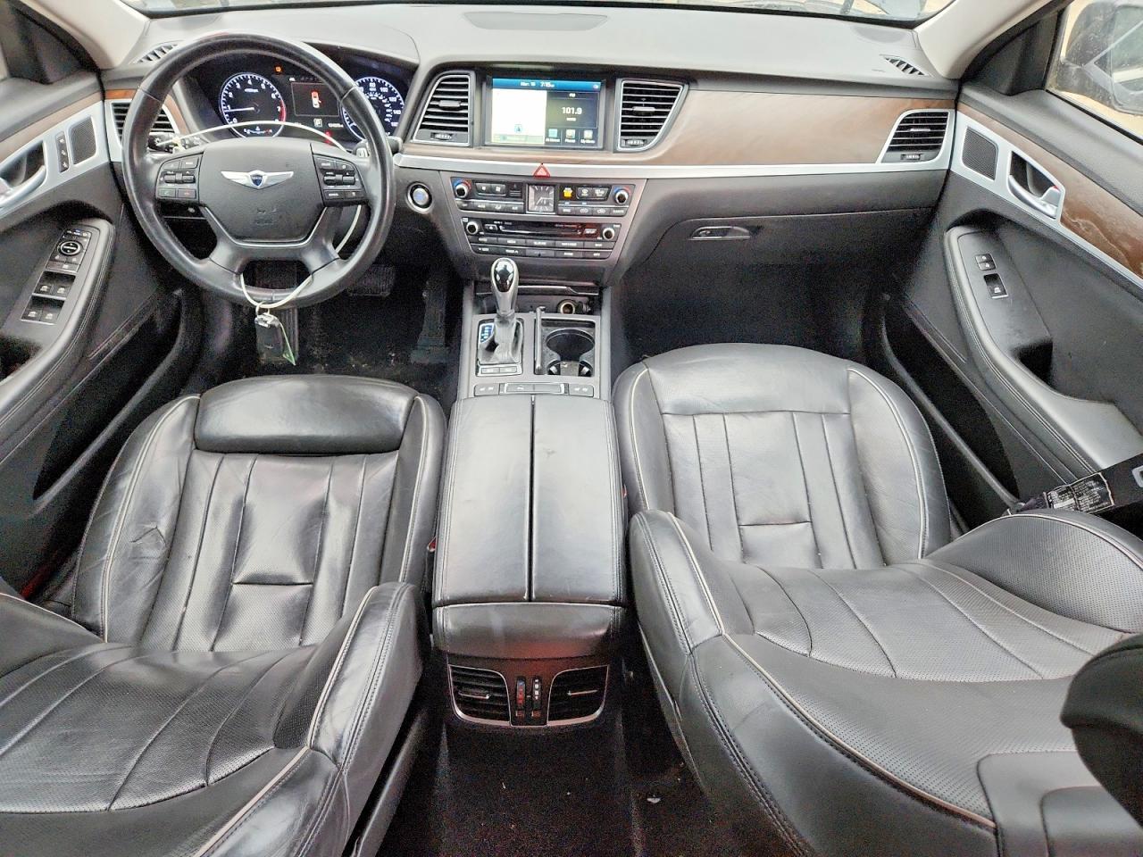 2015 HYUNDAI GENESIS