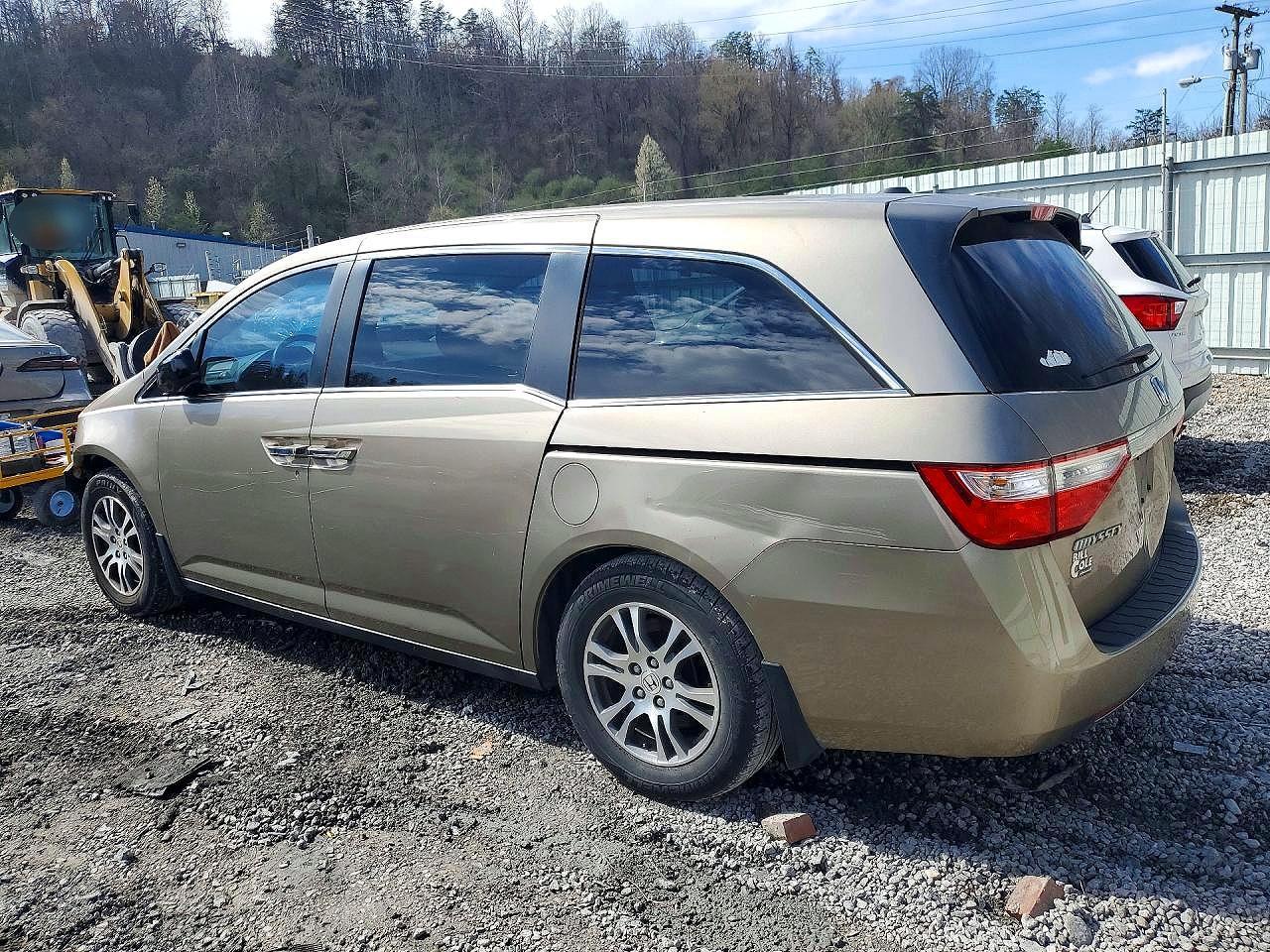 2011 HONDA ODYSSEY
