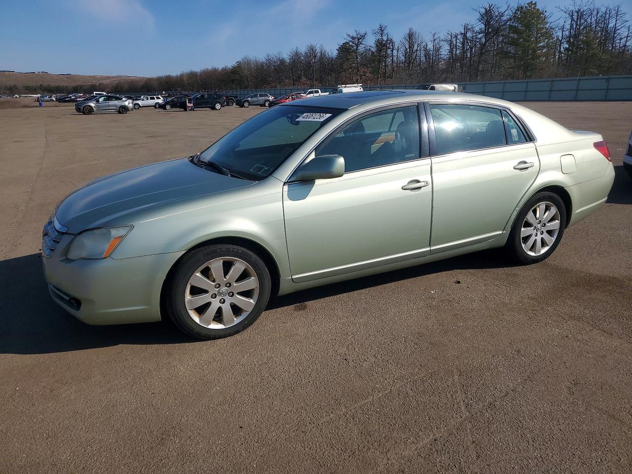 2006 Toyt Avalon