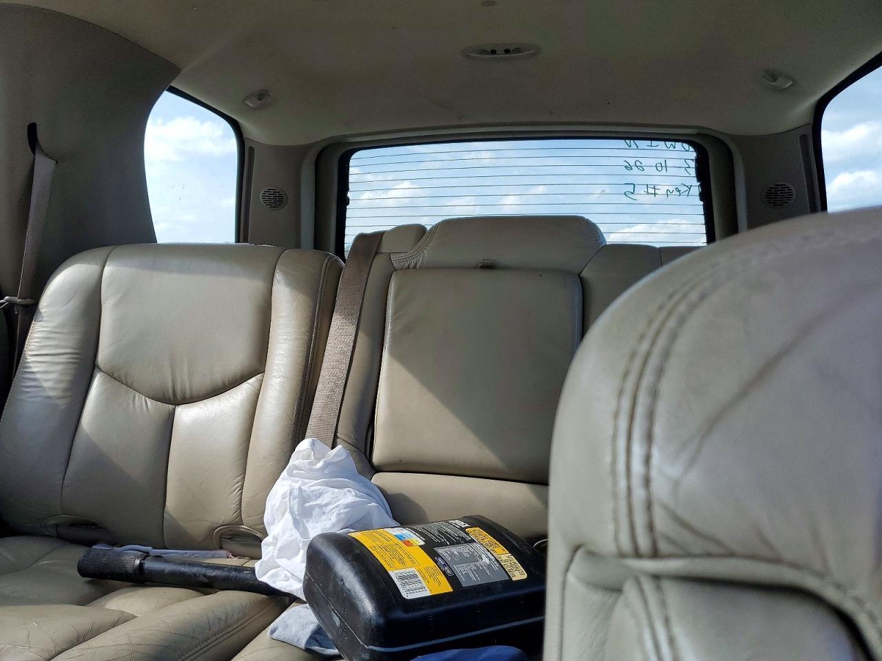 2003 CHEVROLET Tahoe