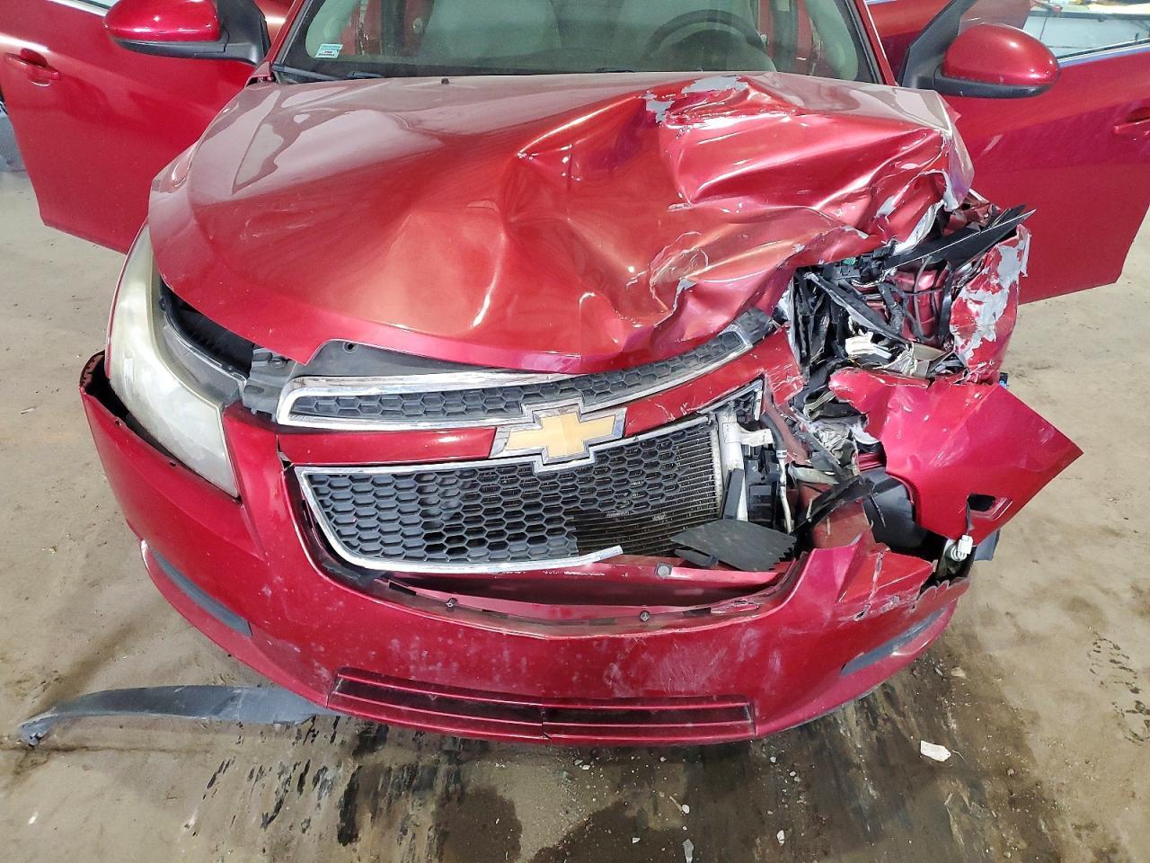 2011 CHEVROLET CRUZE