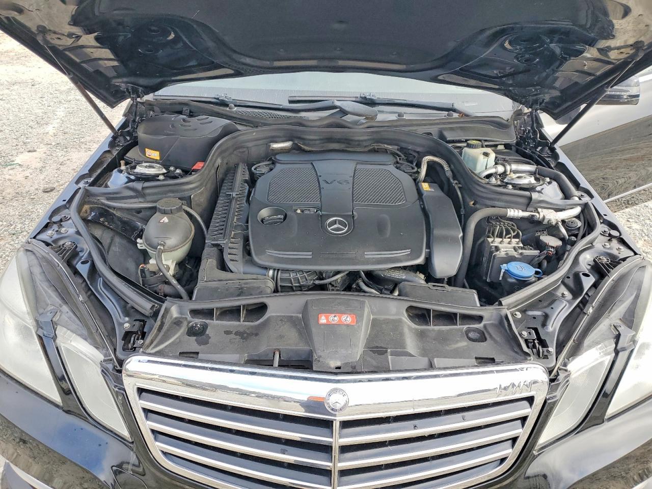 2013 MERCEDES-BENZ E-Class