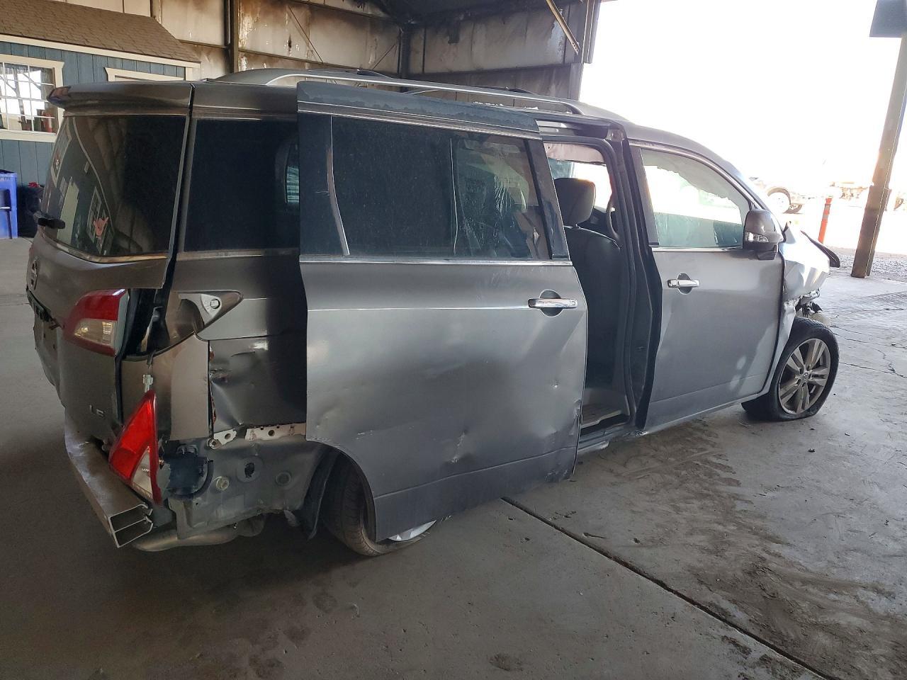 2012 NISSAN Quest