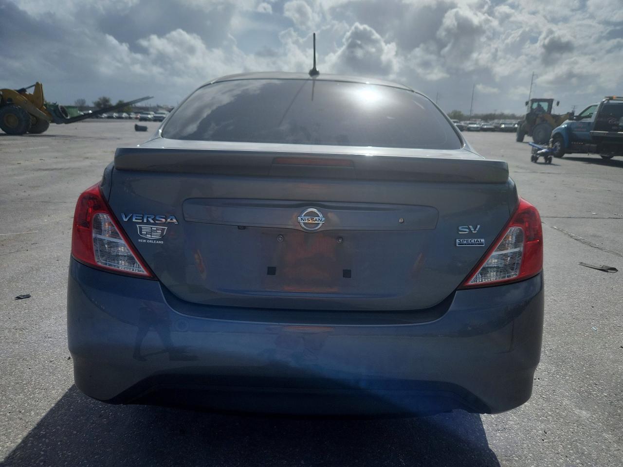 2018 NISSAN VERSA