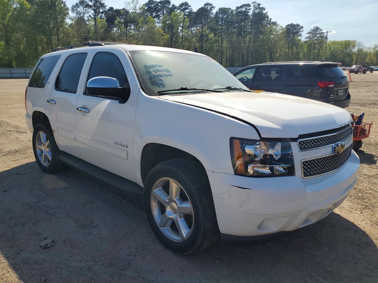 2011 CHEVROLET Tahoe