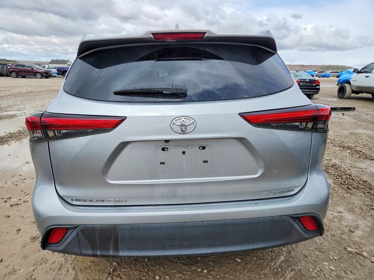2020 TOYOTA HIGHLANDER