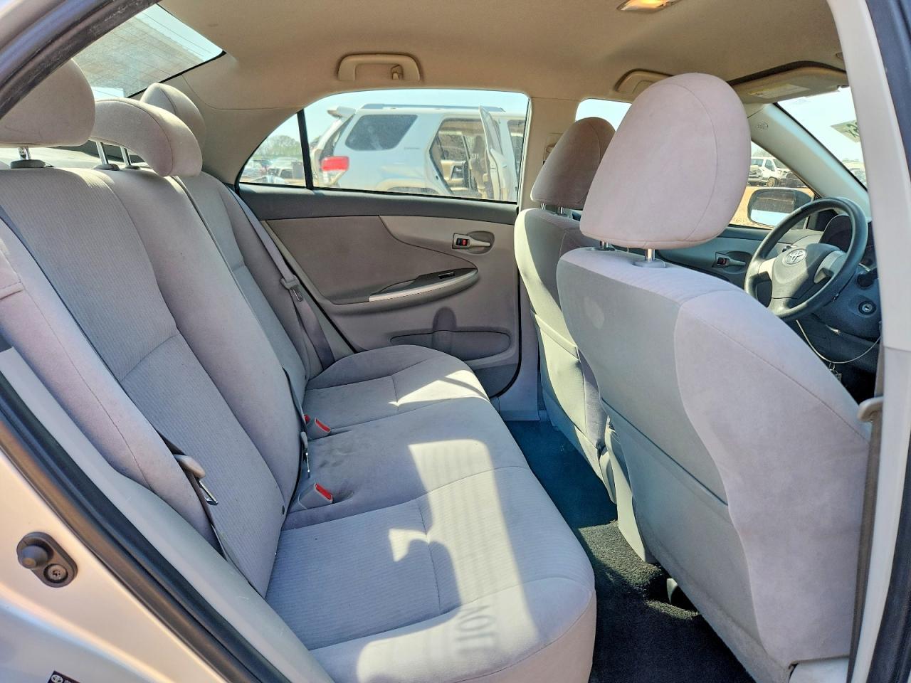 2010 TOYOTA COROLLA