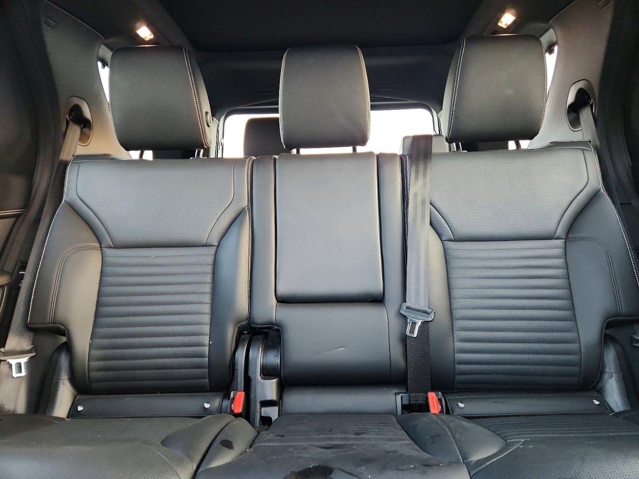 2023 LAND ROVER Discovery