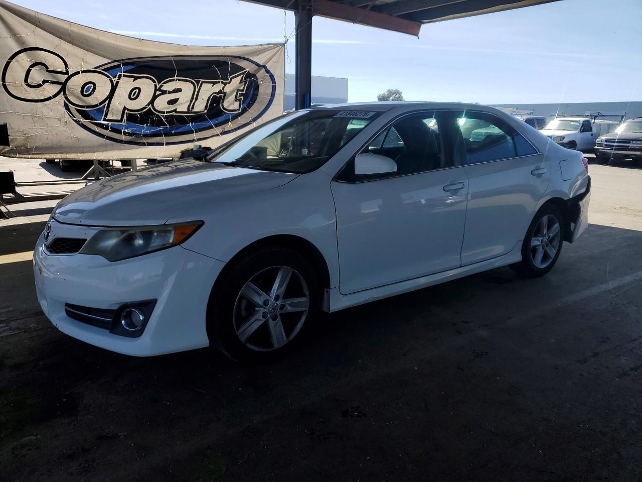 2013 TOYOTA CAMRY