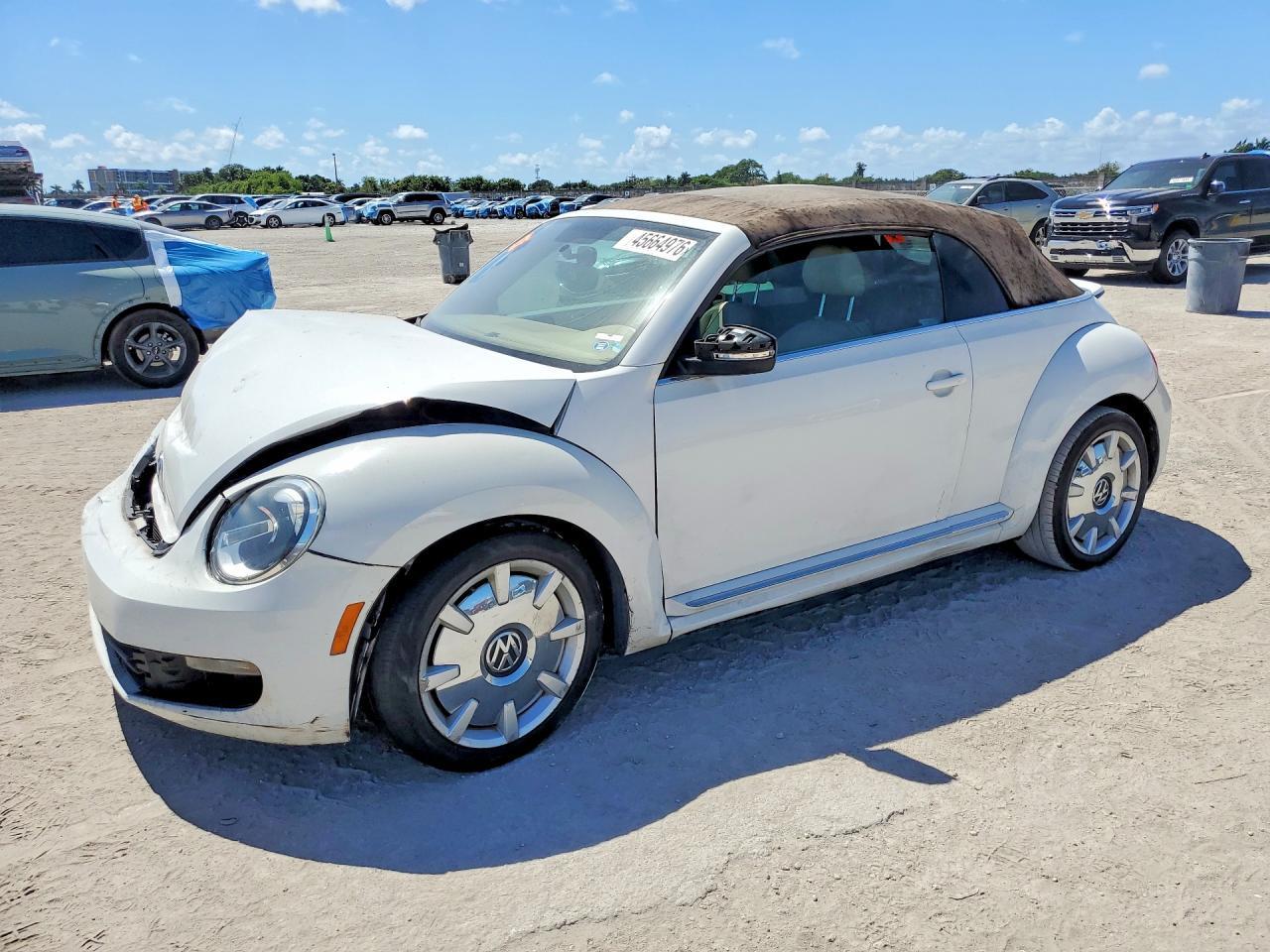 2014 VOLKSWAGEN Beetle