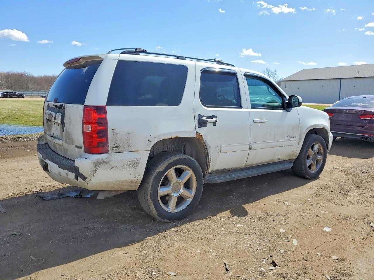 2011 CHEVROLET Tahoe