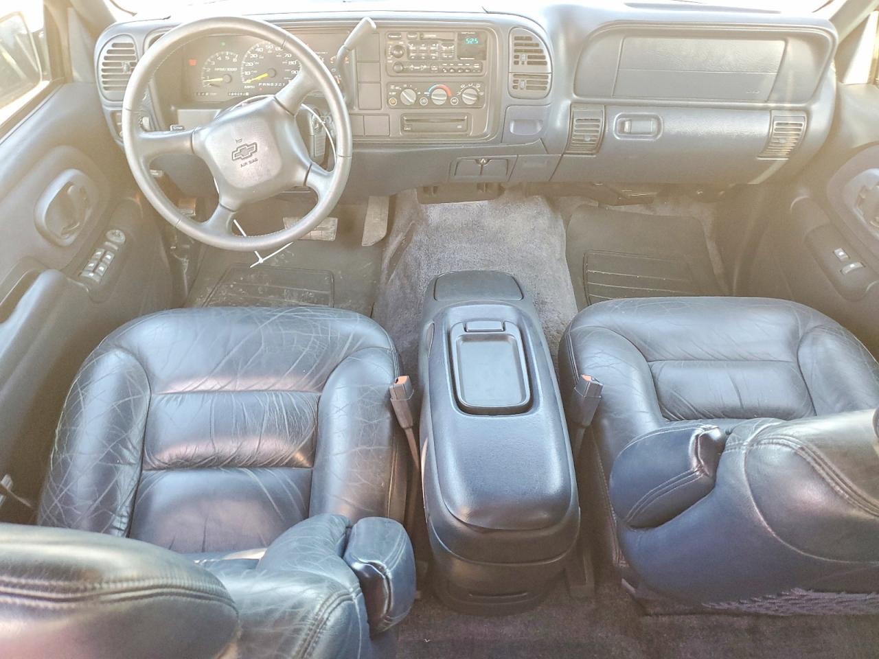 1998 CHEVROLET Suburban