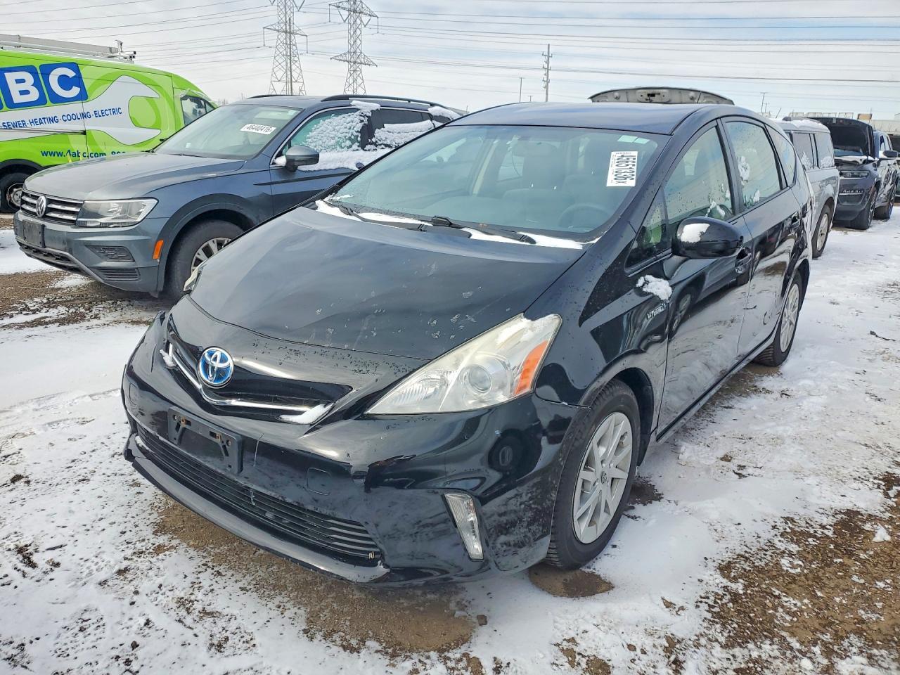 2013 TOYOTA PRIUS V