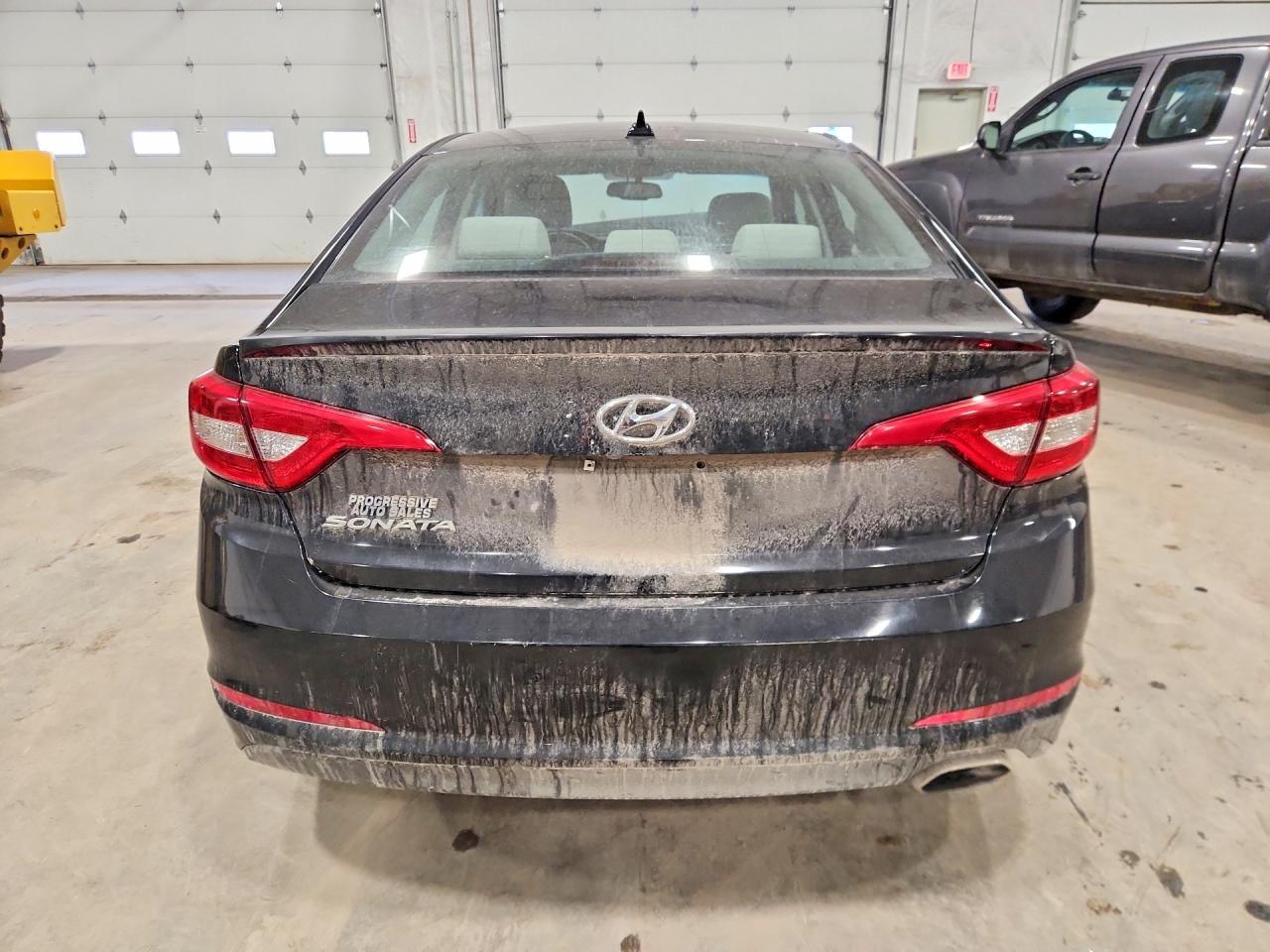 2016 HYUNDAI SONATA
