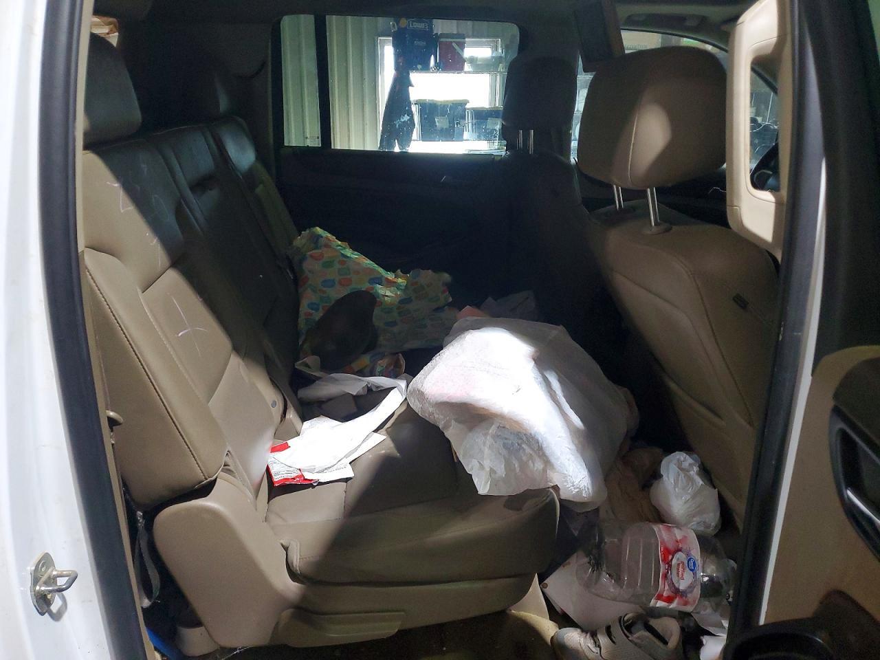 2015 CHEVROLET Suburban