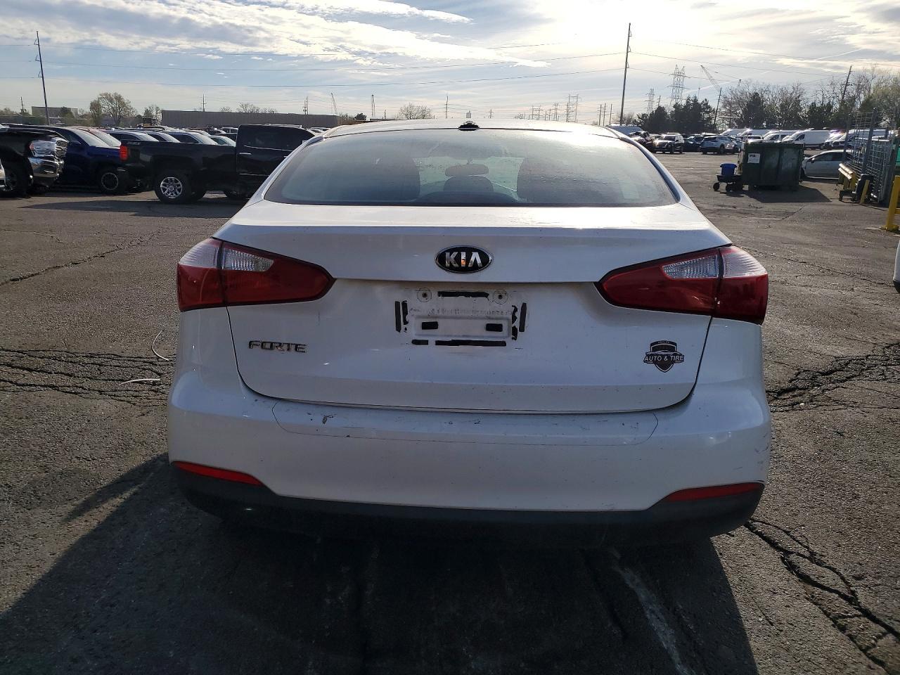 2015 KIA FORTE