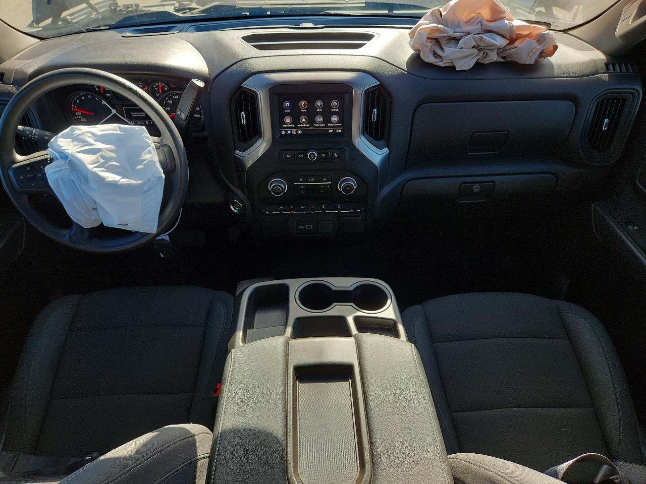 2024 CHEVROLET Silverado