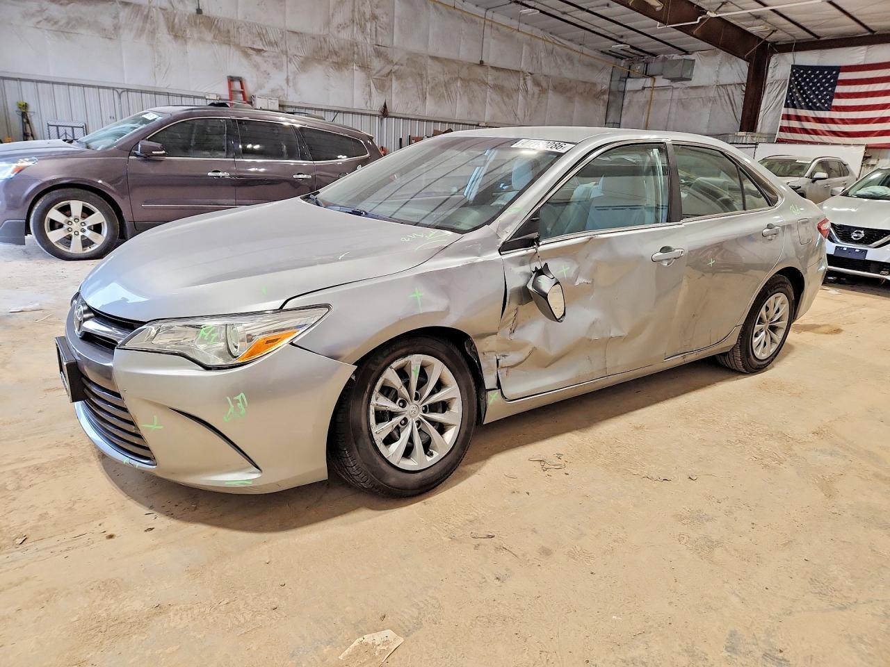 2015 TOYOTA CAMRY