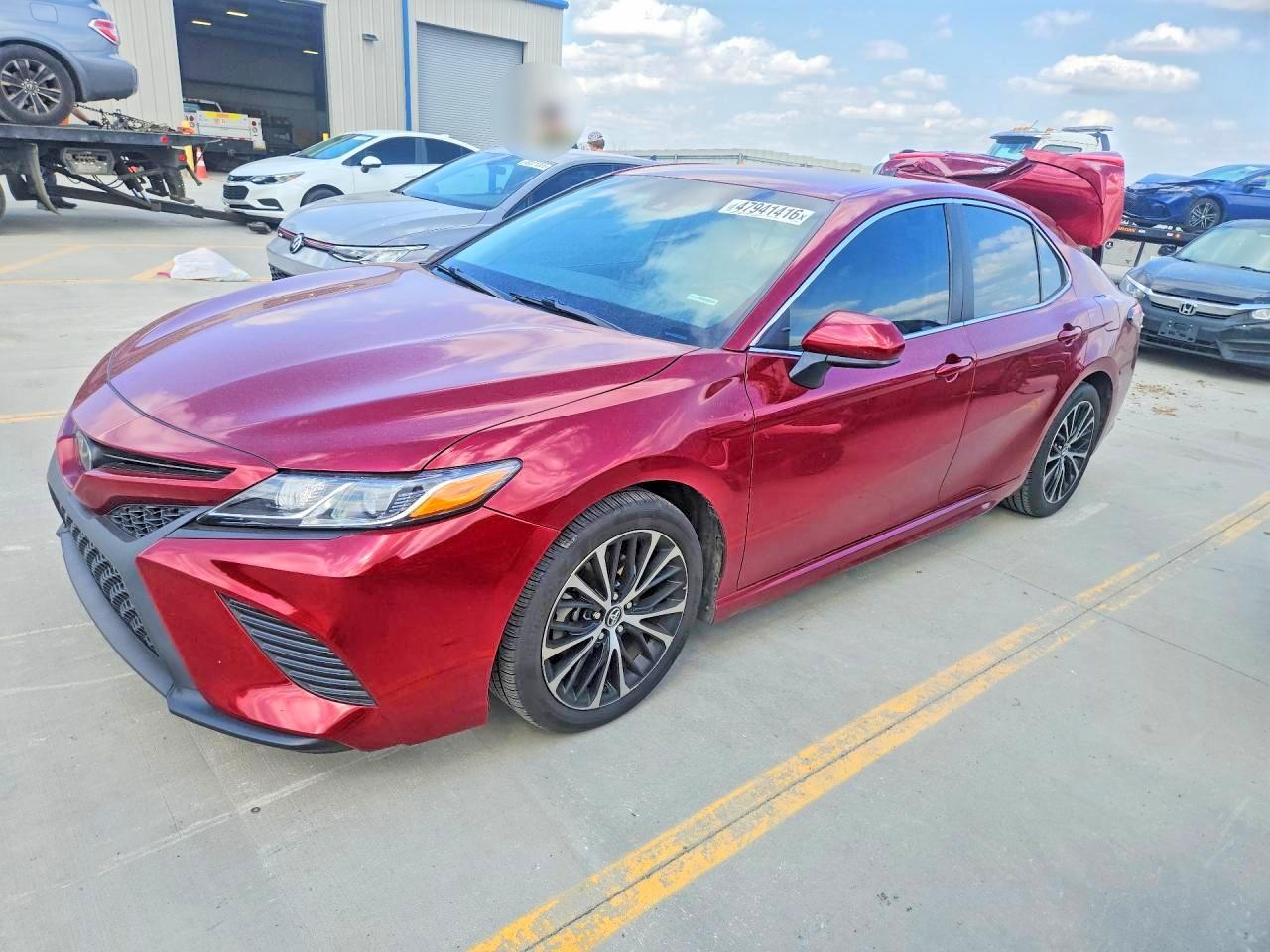 2018 TOYOTA CAMRY