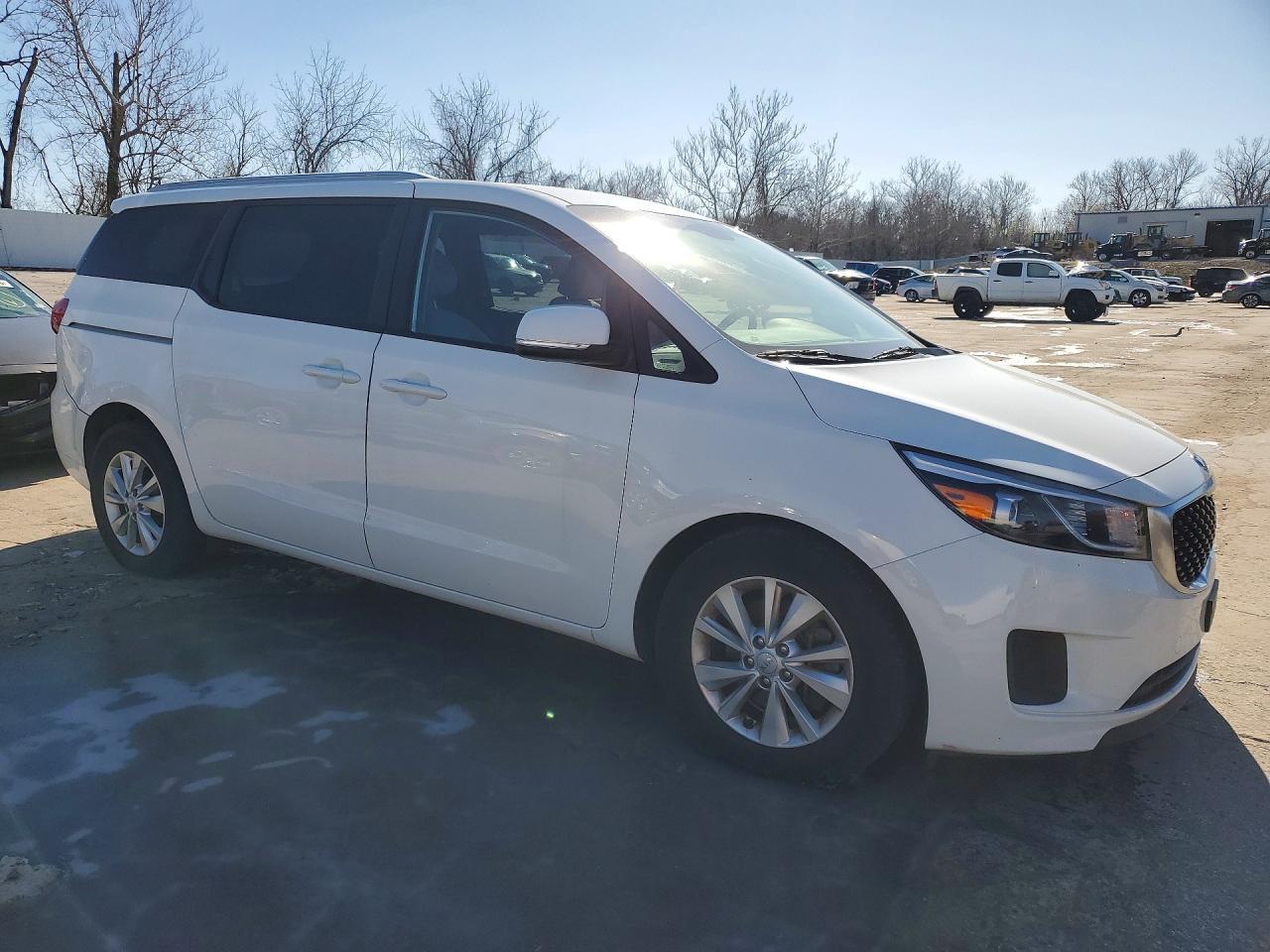2016 KIA SEDONA