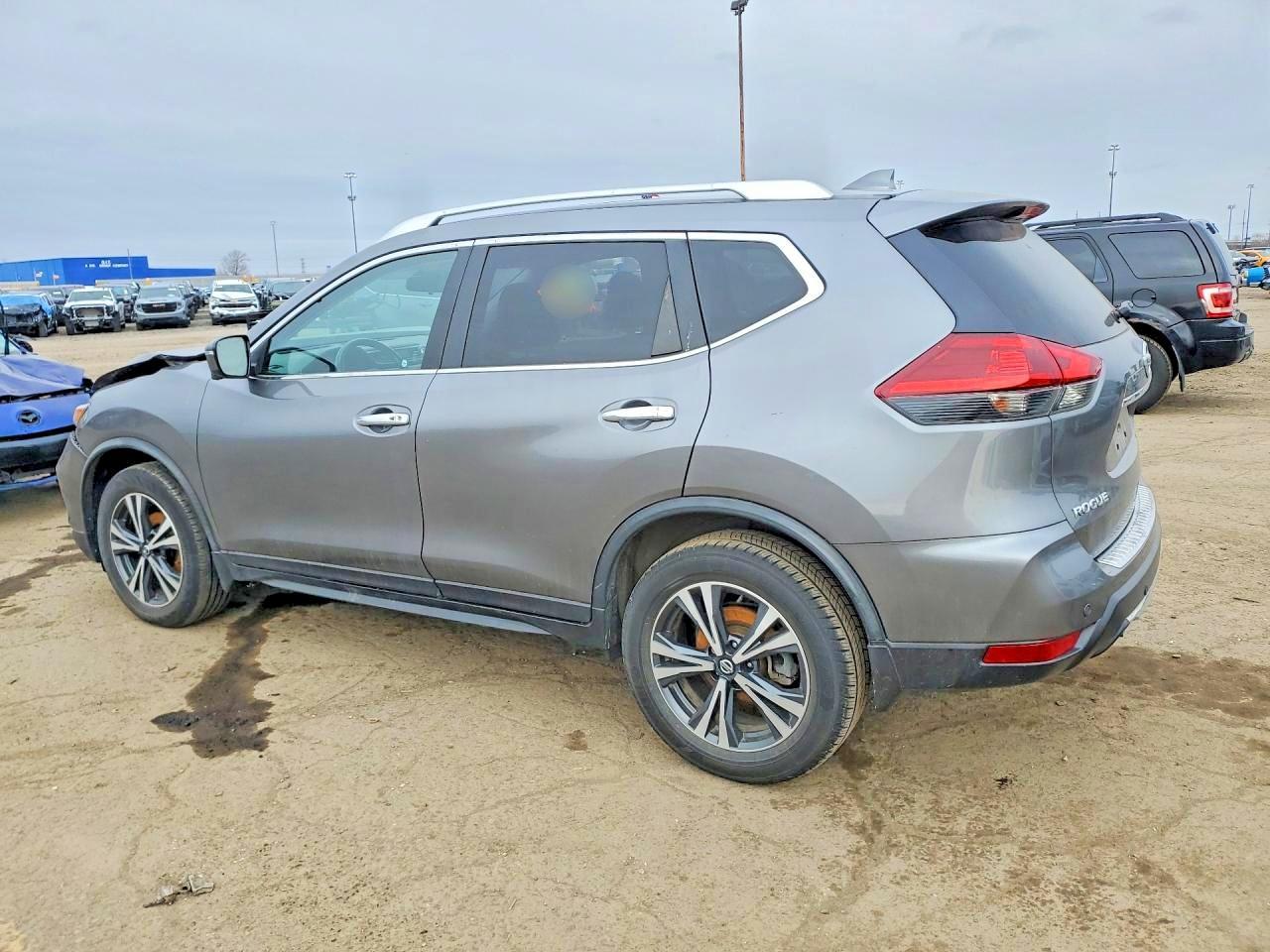 2019 NISSAN ROGUE