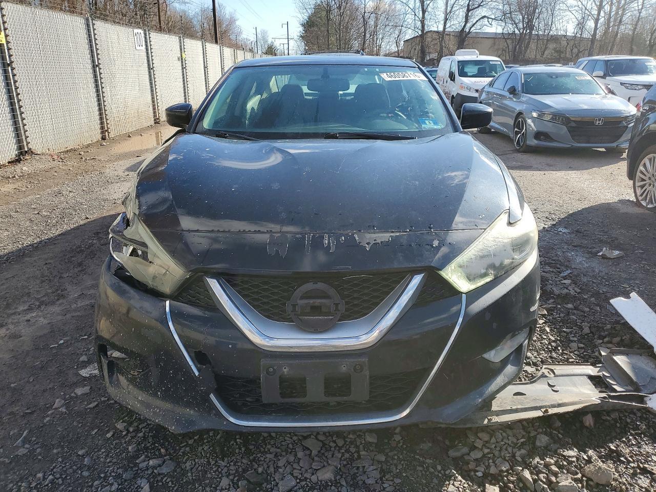 2016 NISSAN Maxima