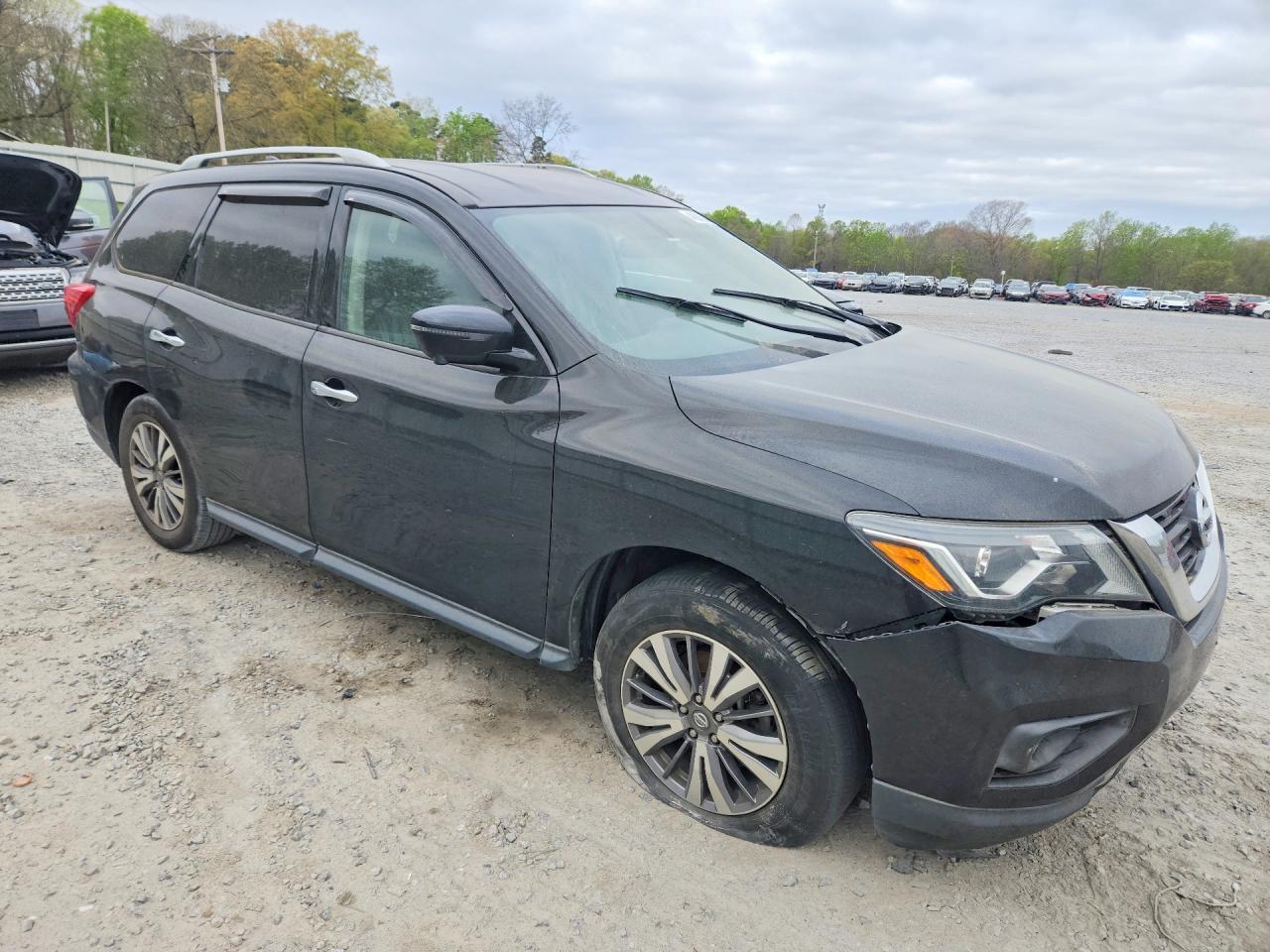 2019 NISSAN PATHFINDER