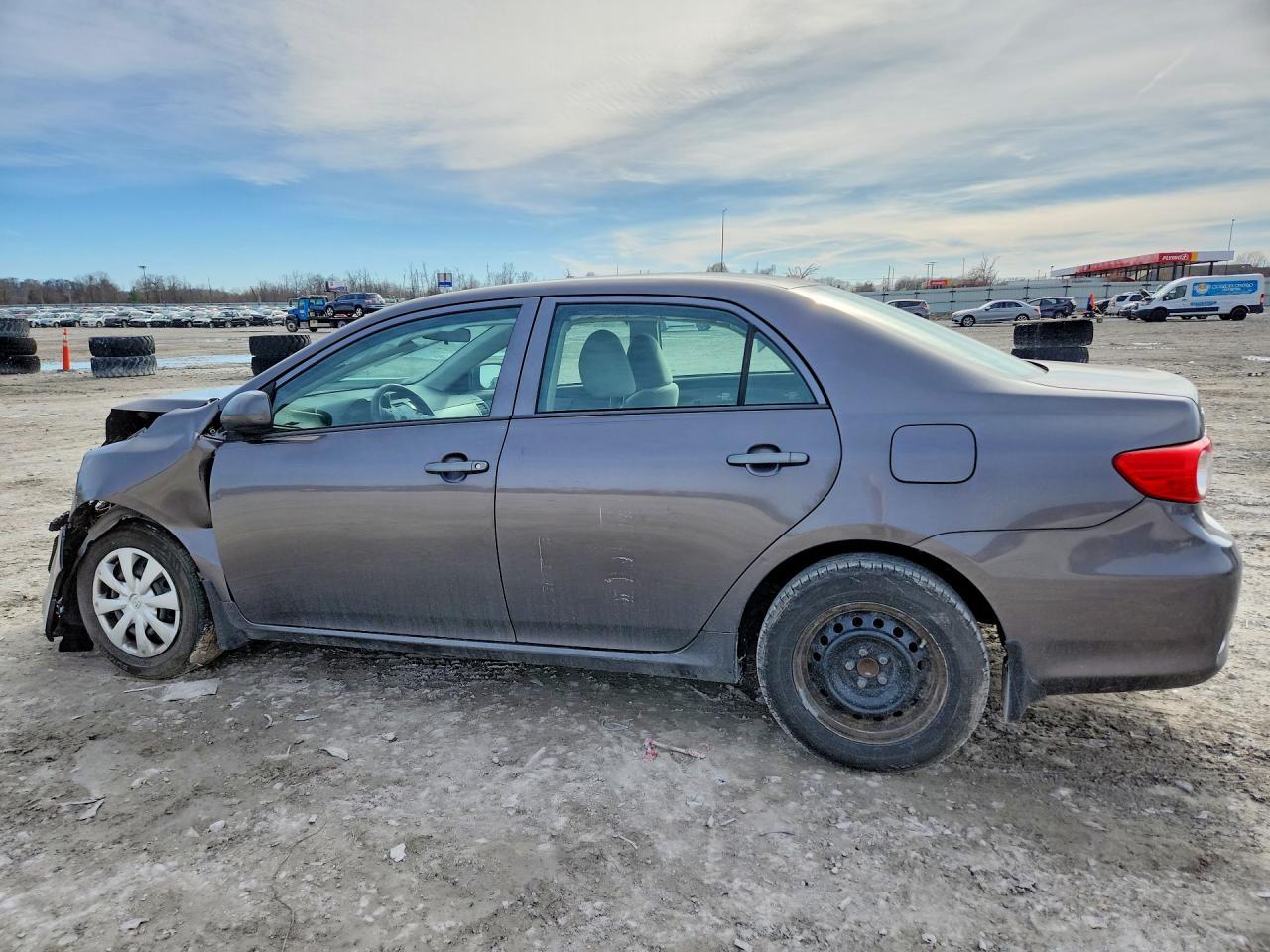 2013 TOYOTA COROLLA
