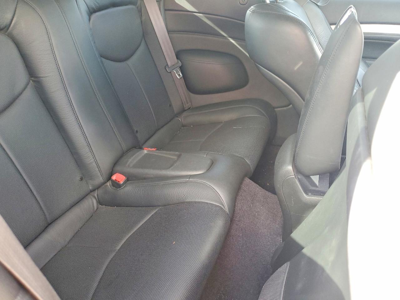 2013 INFINITI G37
