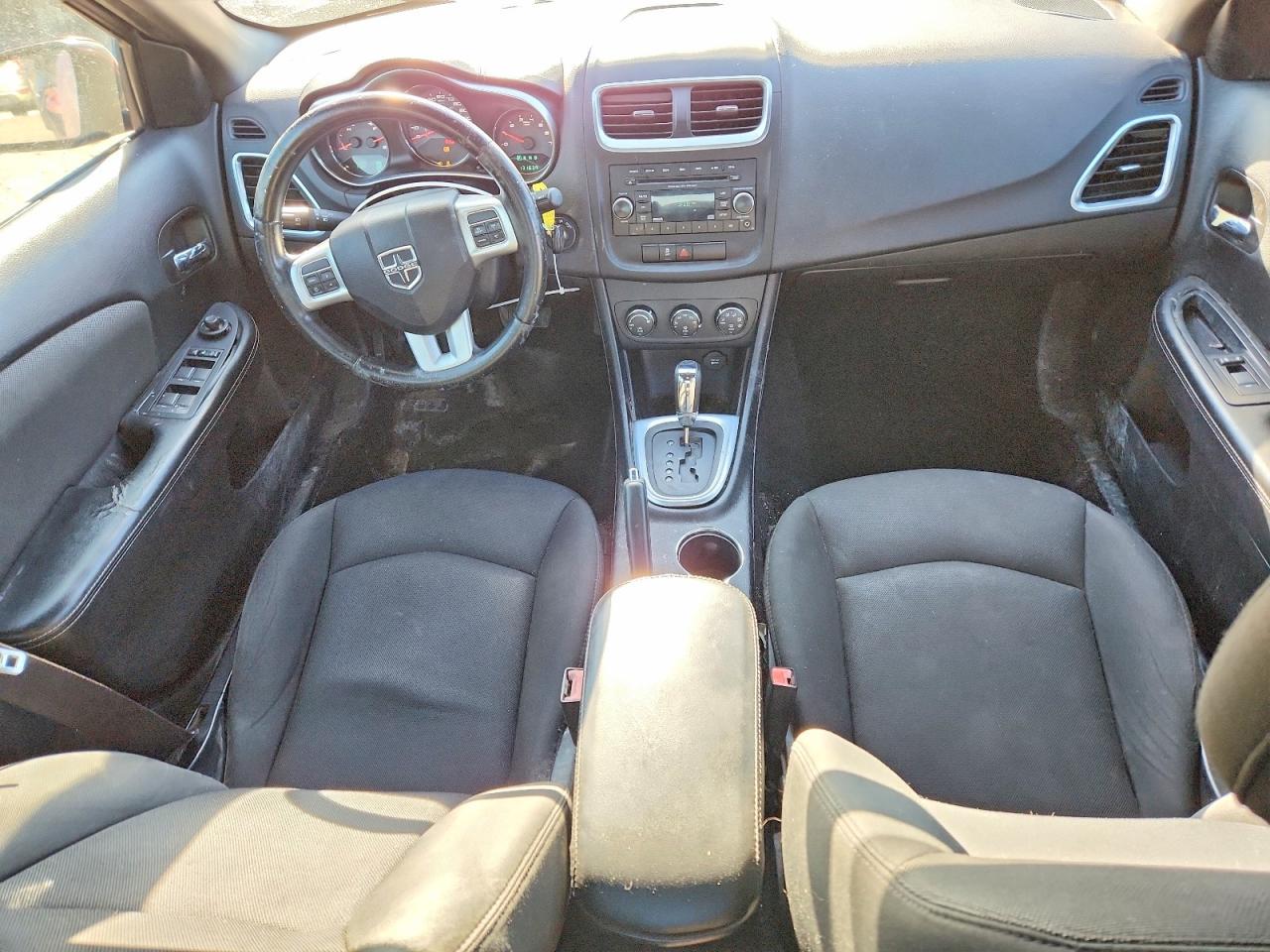 2013 DODGE Avenger