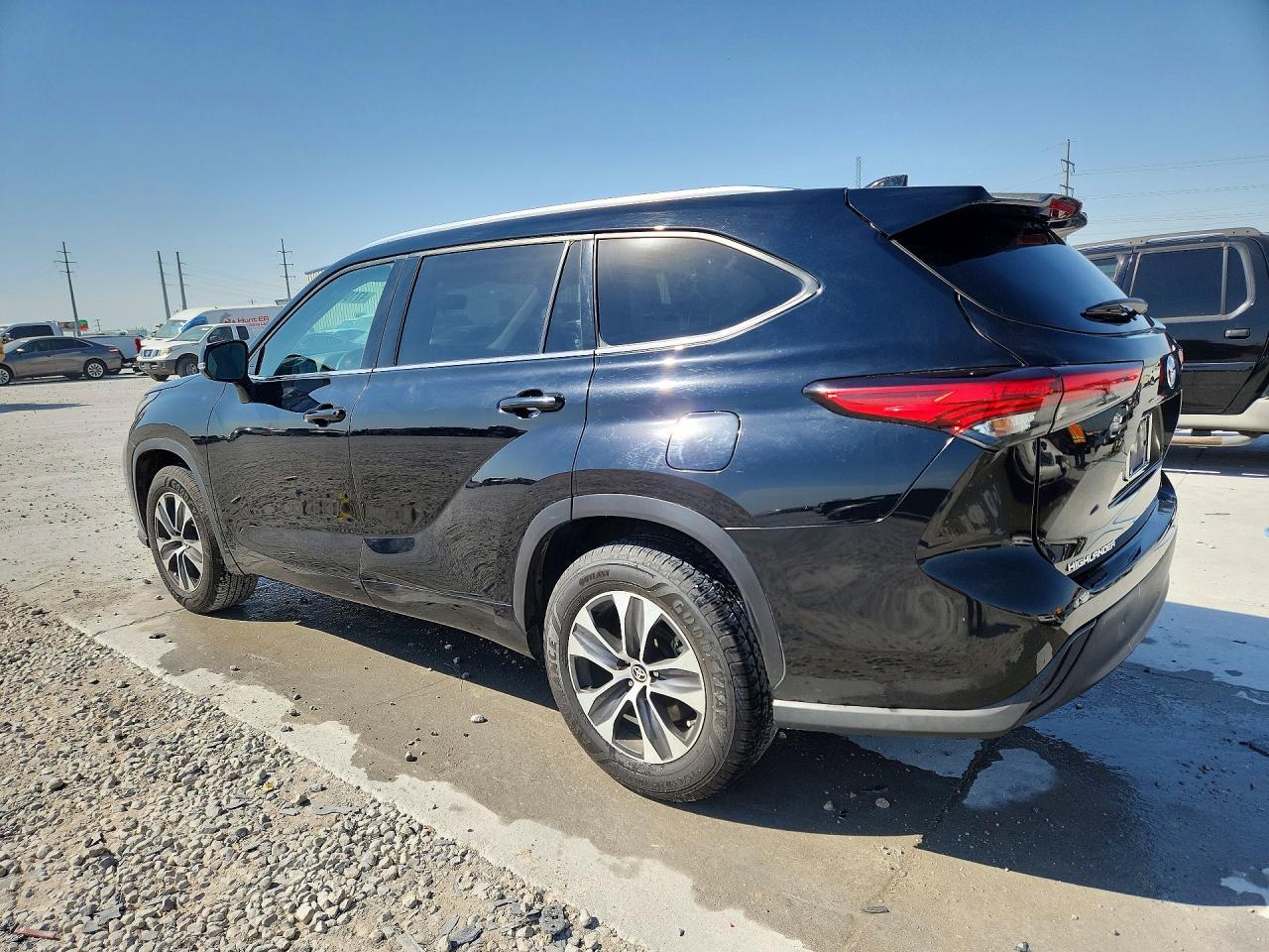 2020 TOYOTA HIGHLANDER