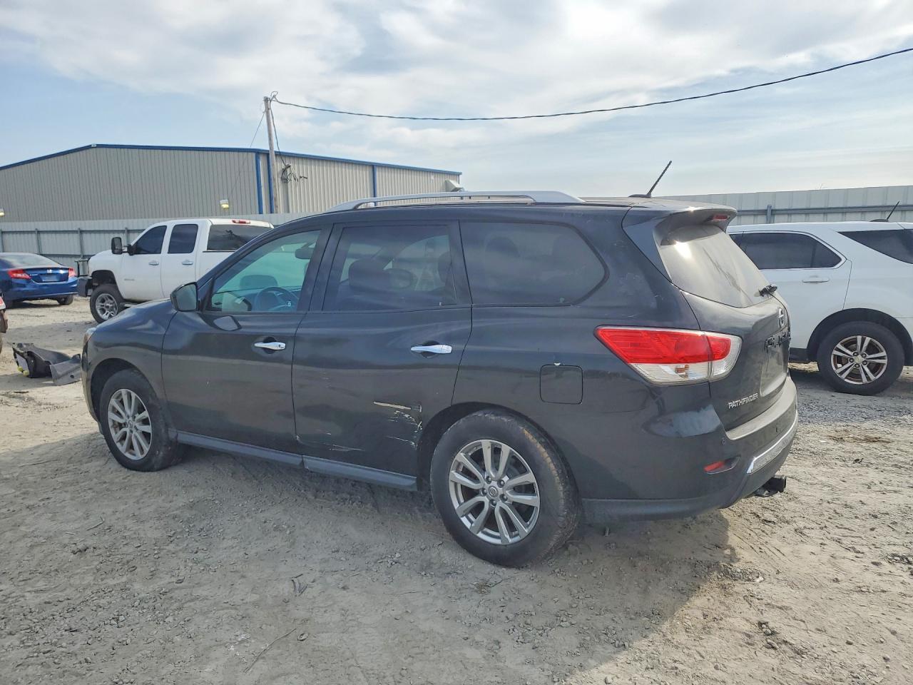 2015 NISSAN PATHFINDER