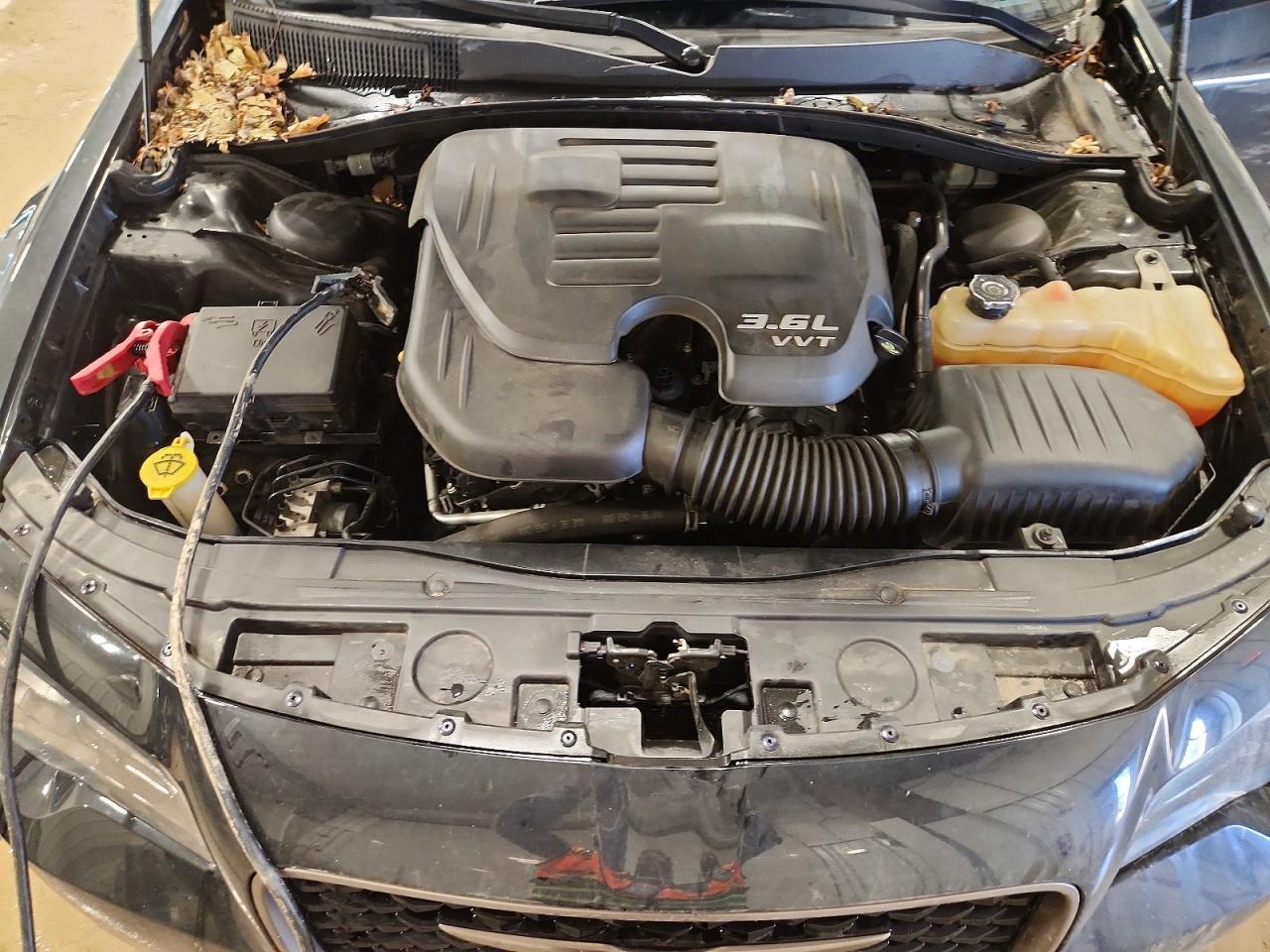 2016 CHRYSLER 300