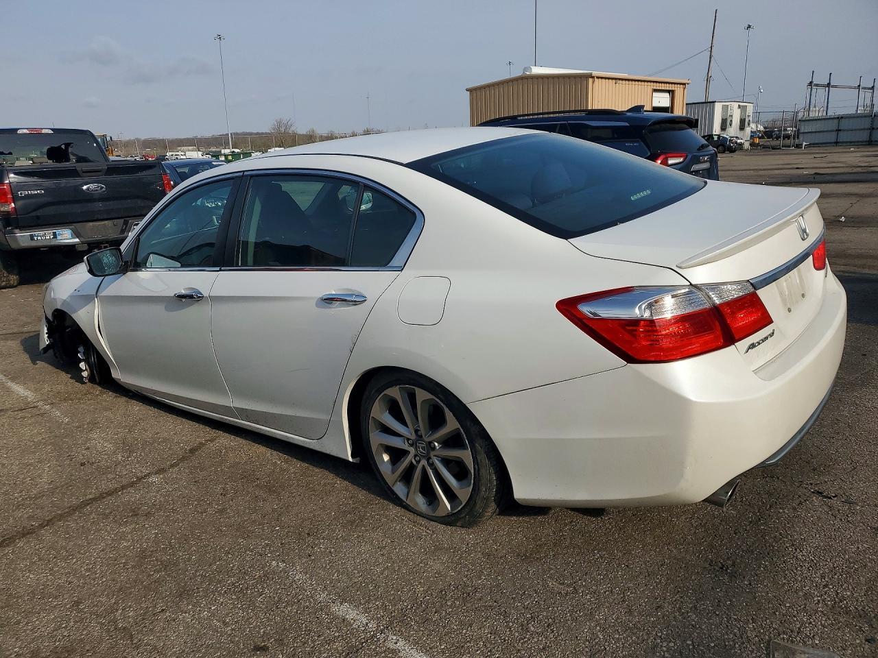 2015 HONDA ACCORD