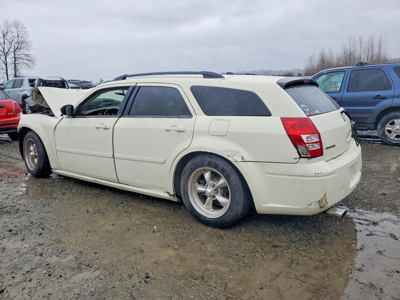 2005 DODGE MAGNUM