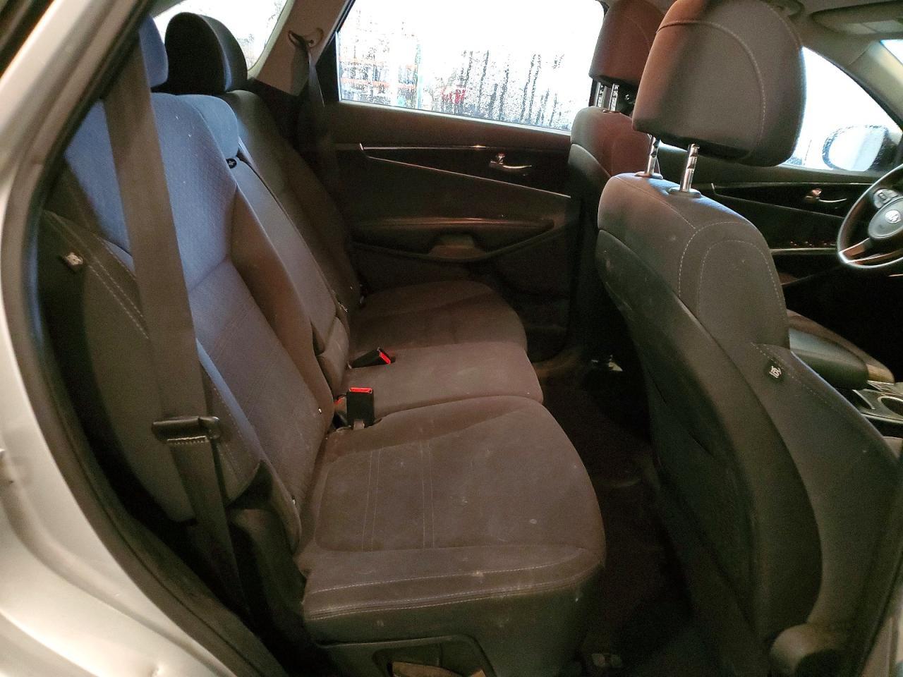 2017 KIA SORENTO