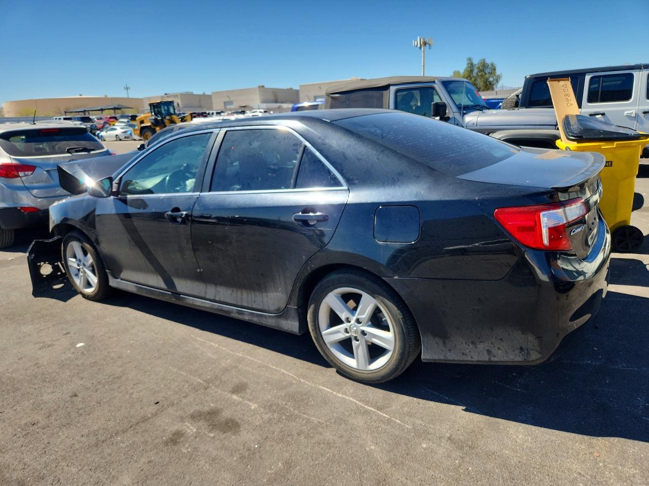 2014 TOYOTA CAMRY