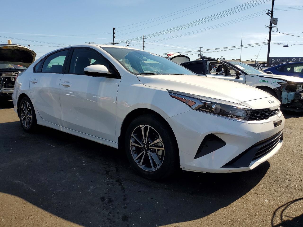 2023 KIA FORTE