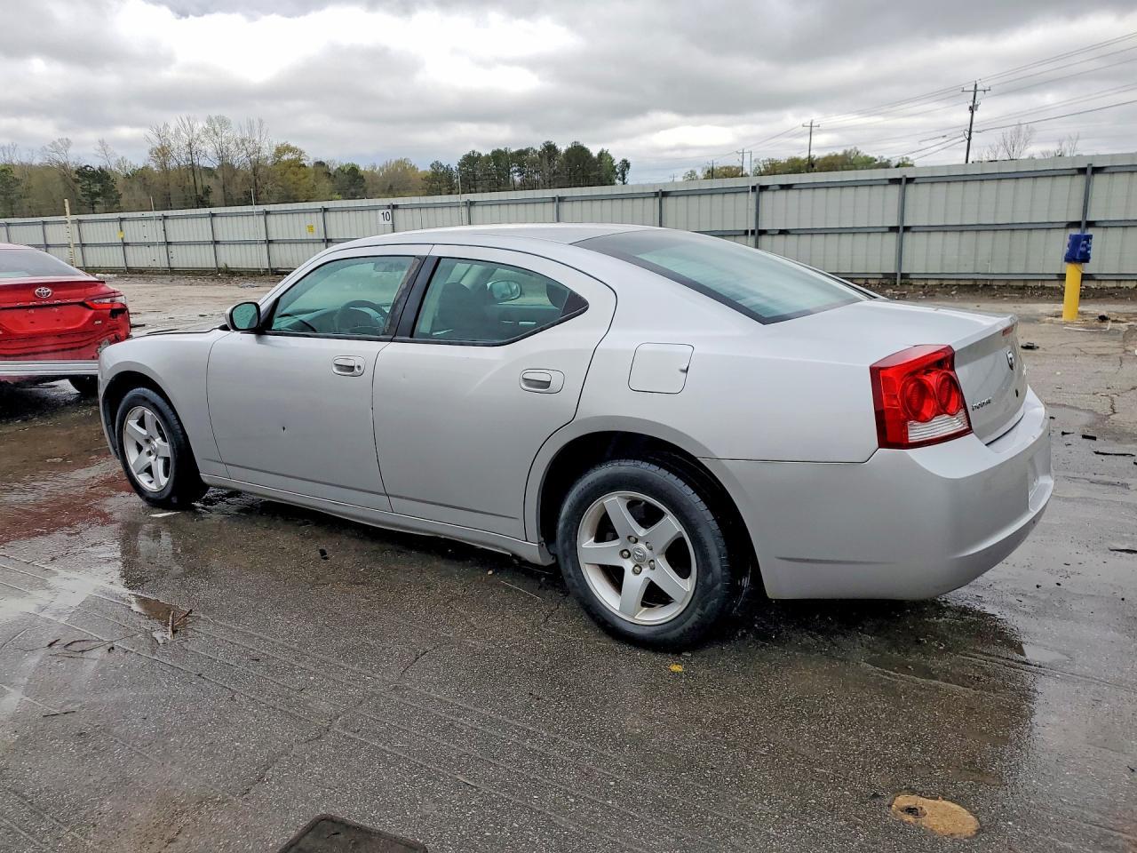 2010 DODGE CHARGER