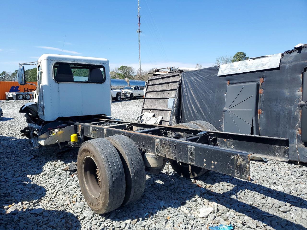 2019 PETERBILT 337