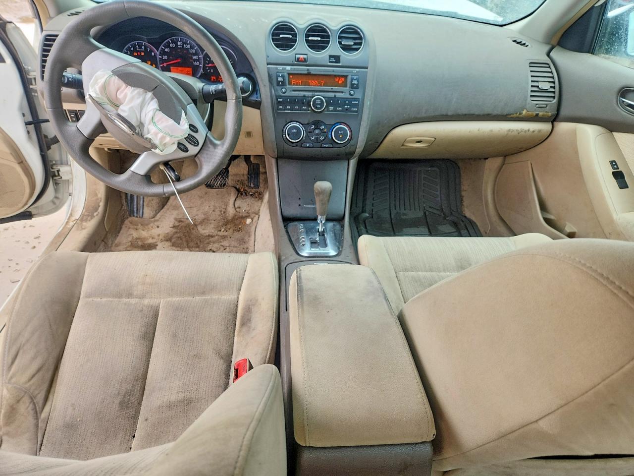 2010 NISSAN ALTIMA