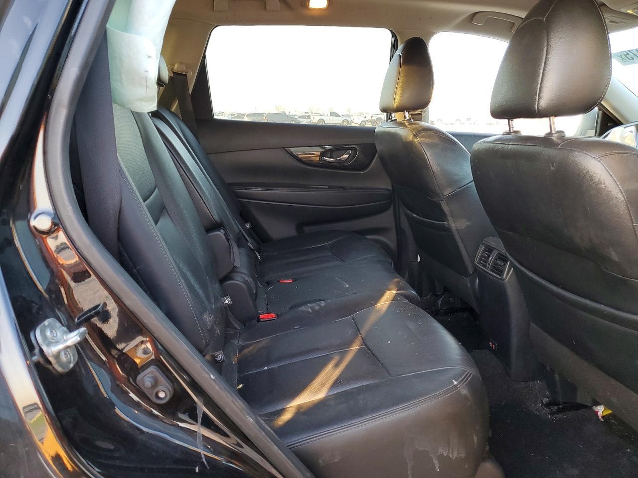2019 NISSAN ROGUE